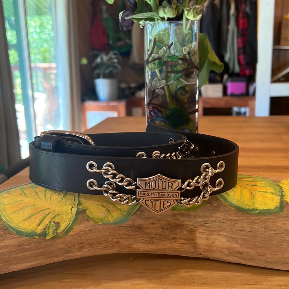 Harley-Davidson Black Leather Belt with Silver Chain Accent